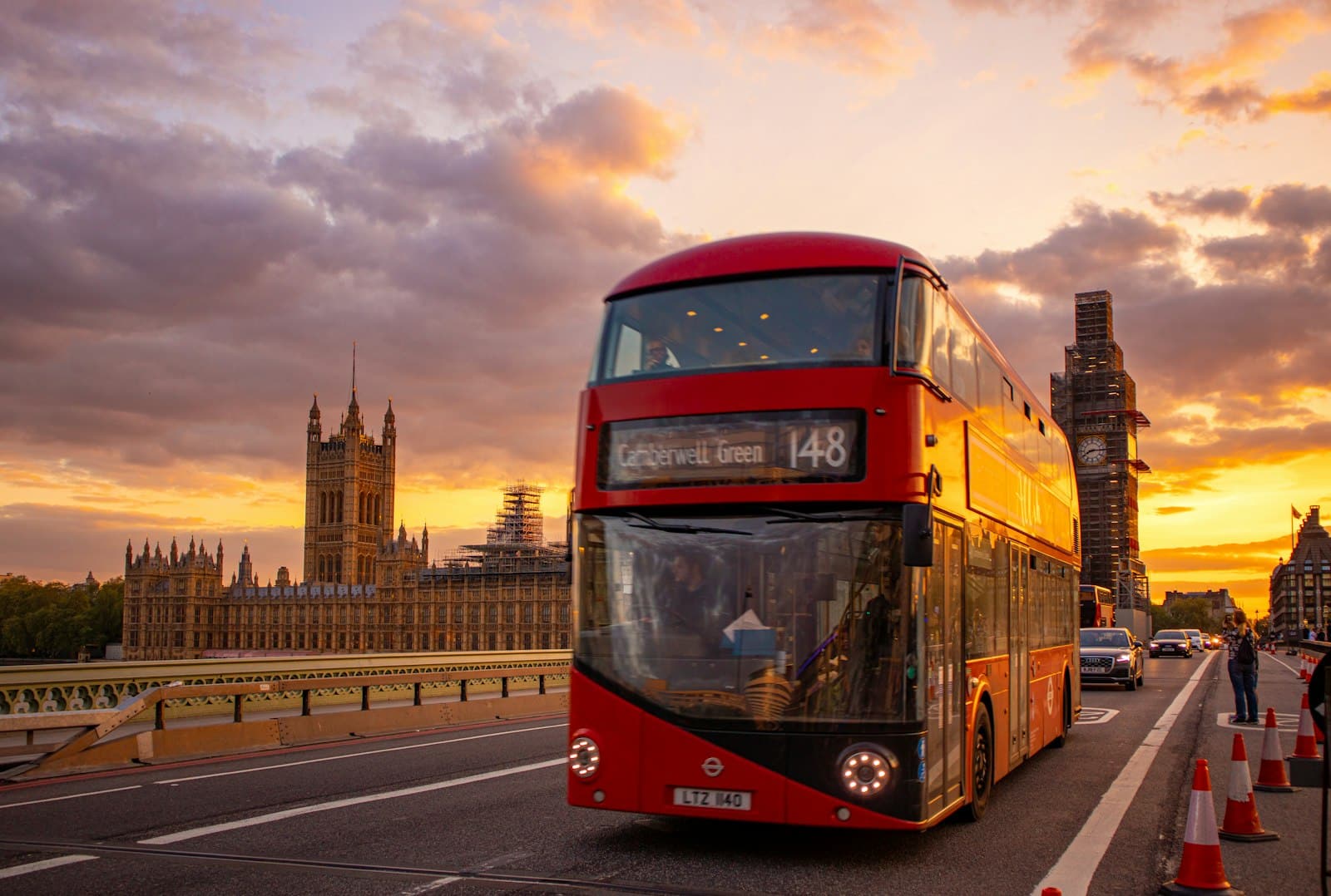 City sightseeing bus